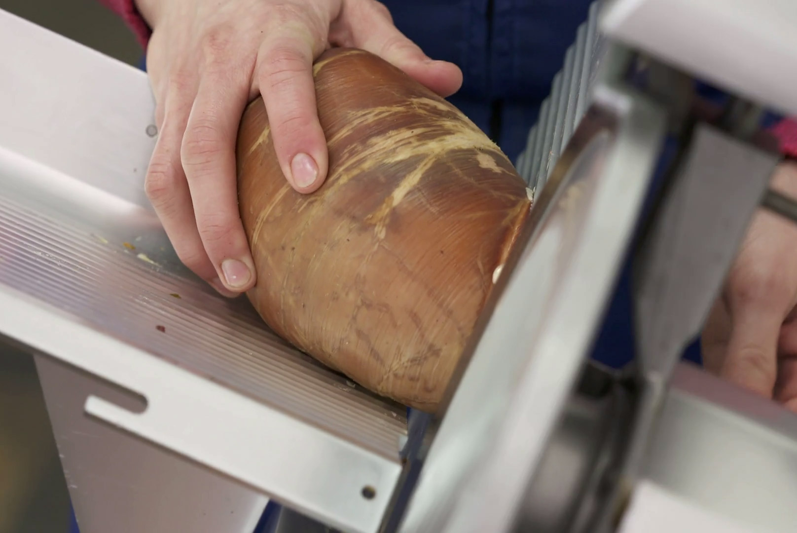 مزایای استفاده از کالباس بر